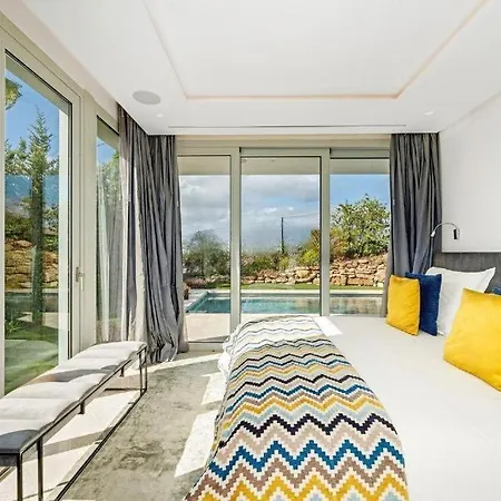 Elegant Exclusive In Nueva Andalucia - What'app - 0034-611-233-784 - For Reservations! Villa Marbella